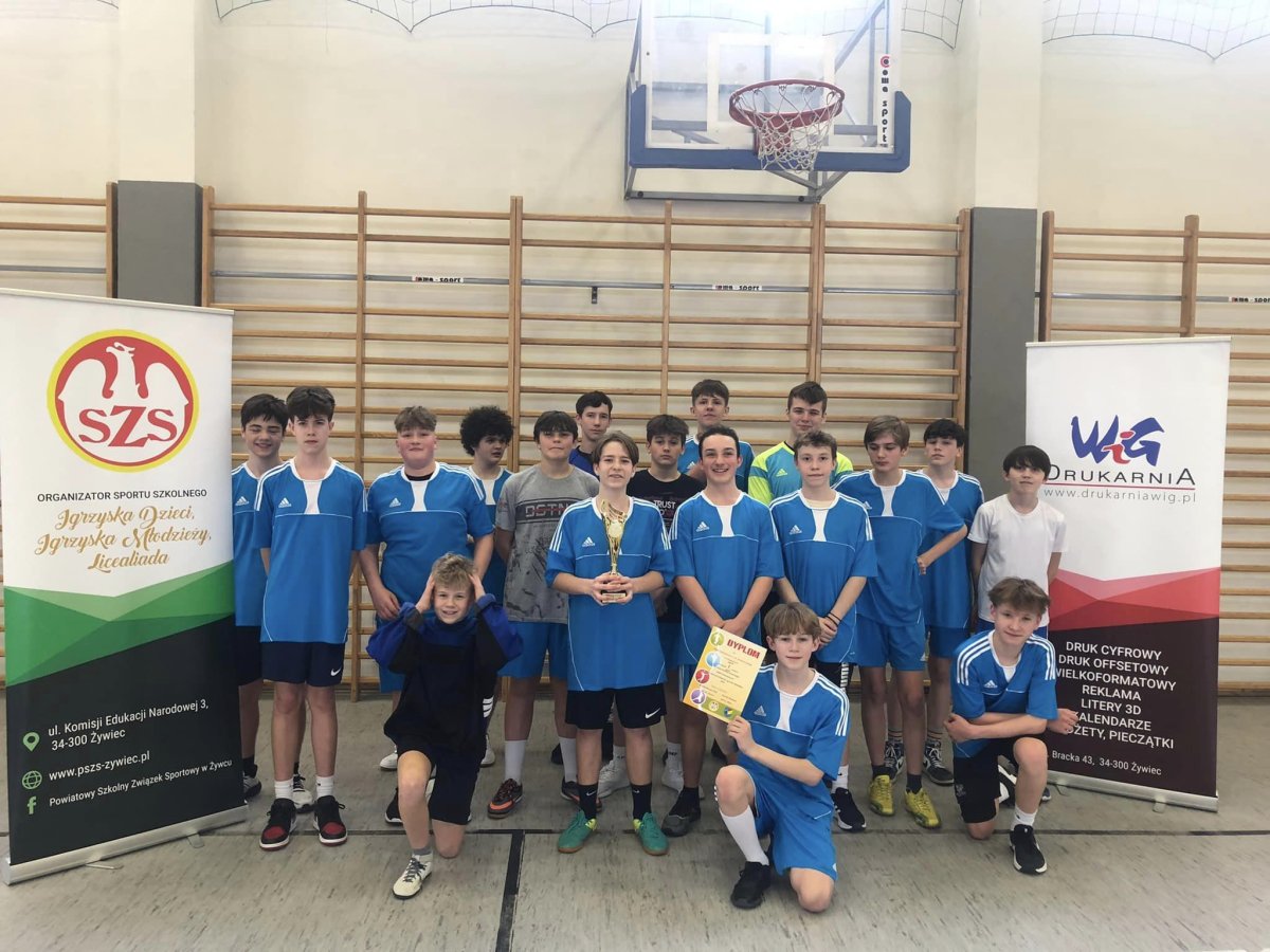 Finał powiatu żywieckiego w piłce ręcznej chłopców klas 7-8 - Łodygowice - 12 marca 2024r. Finał powiatu żywieckiego w piłce ręcznej chłopców klas 7-8 - Łodygowice - 12 marca 2024r.